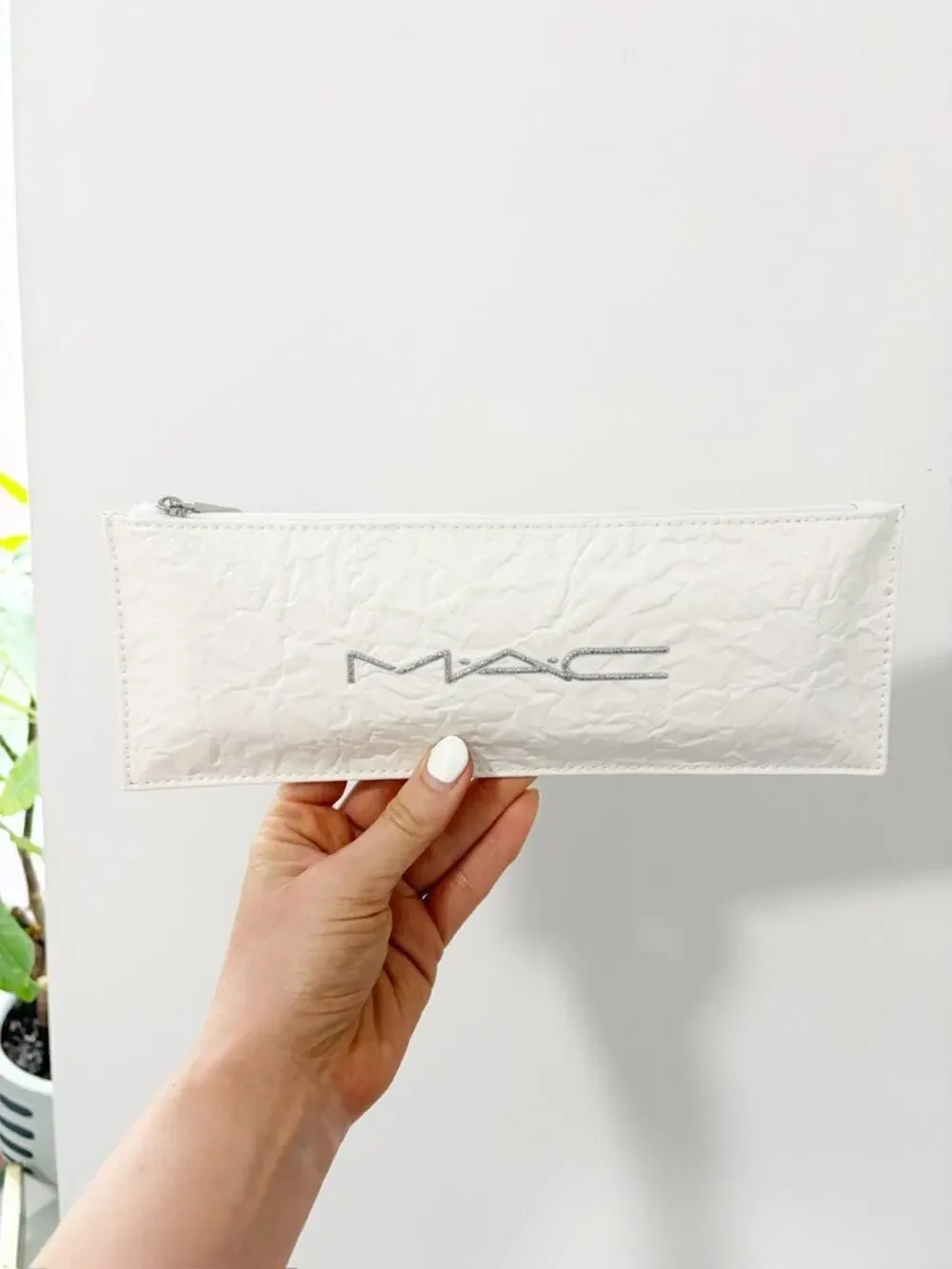 NEW Set of 12 MAC Powder Kiss Lipsticks & Carrying Case